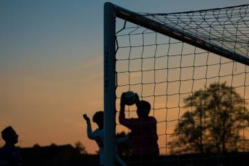 中国足协拟派队参加东南亚杯，下周与国际足联面谈（配图示意）